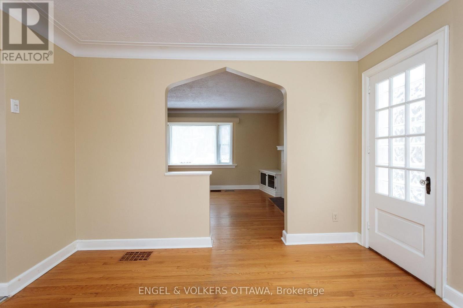 225 Pleasant Park Road, Ottawa, ON