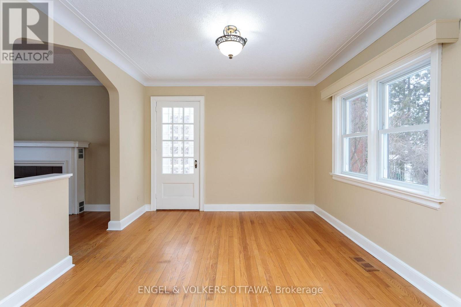 225 Pleasant Park Road, Ottawa, ON