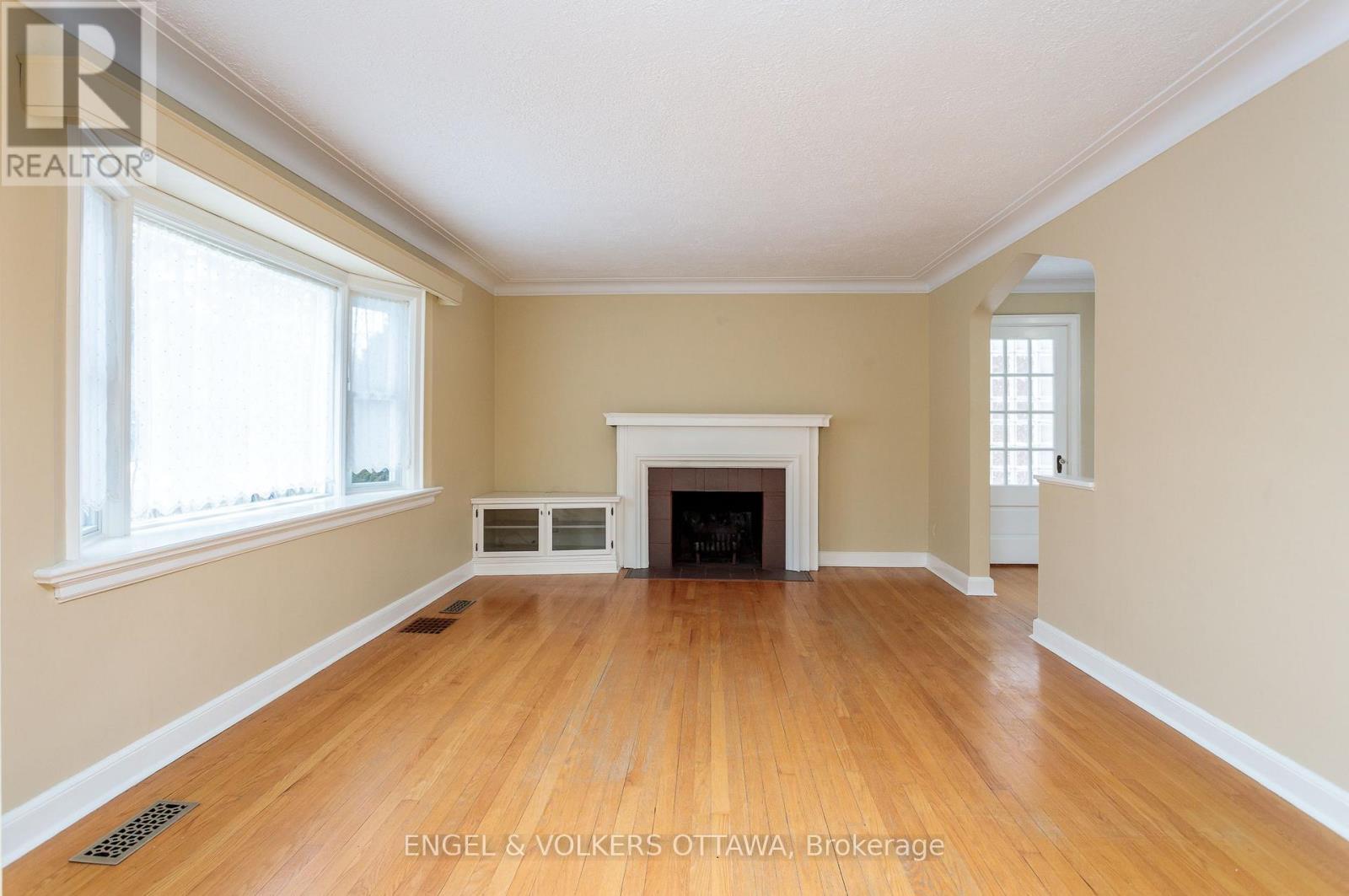 225 Pleasant Park Road, Ottawa, ON