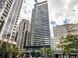513 - 770 BAY STREET Toronto, ON M5G 0A6