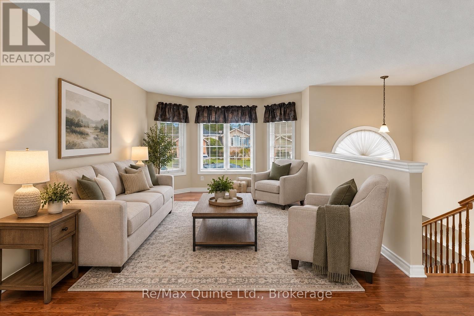 6 Chisholm Square, Belleville (Belleville Ward), ON