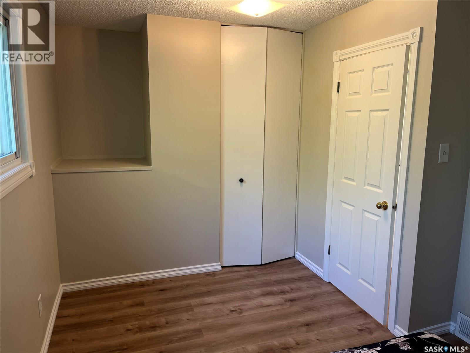 East 1928 Dewdney Avenue E, Regina, SK