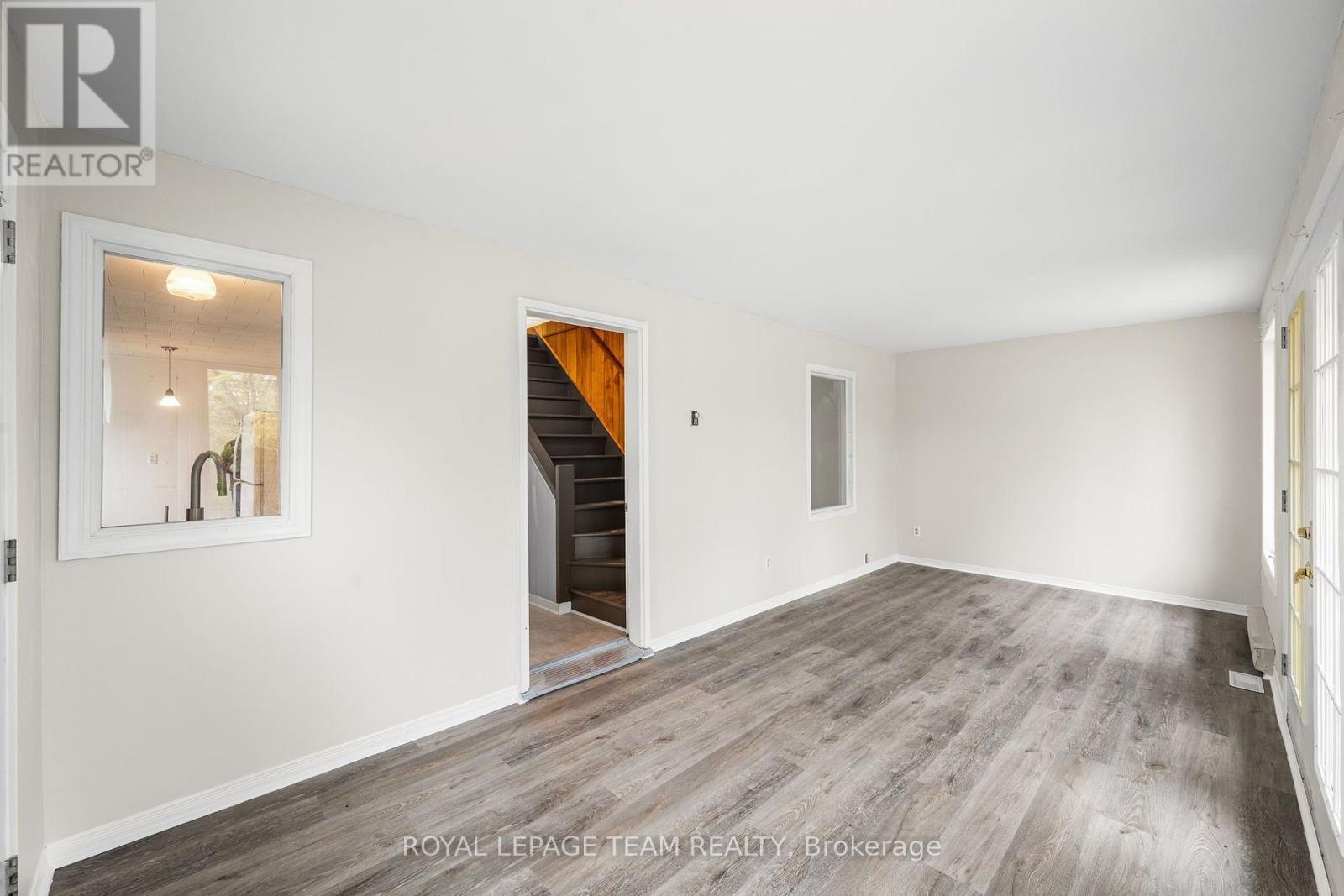 266 Daniel Street S, Arnprior, ON