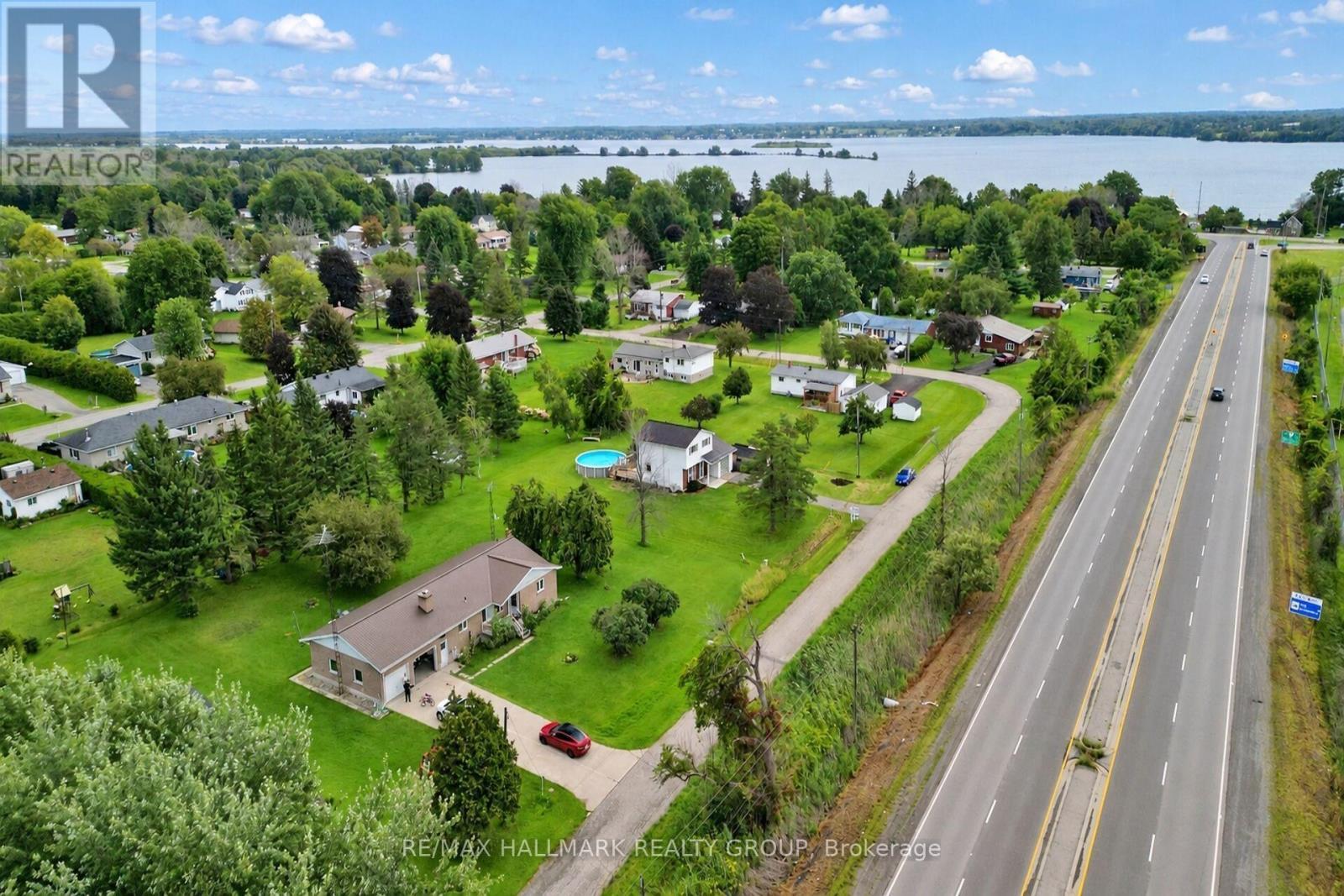 28 Second Street, Edwardsburgh/Cardinal, ON