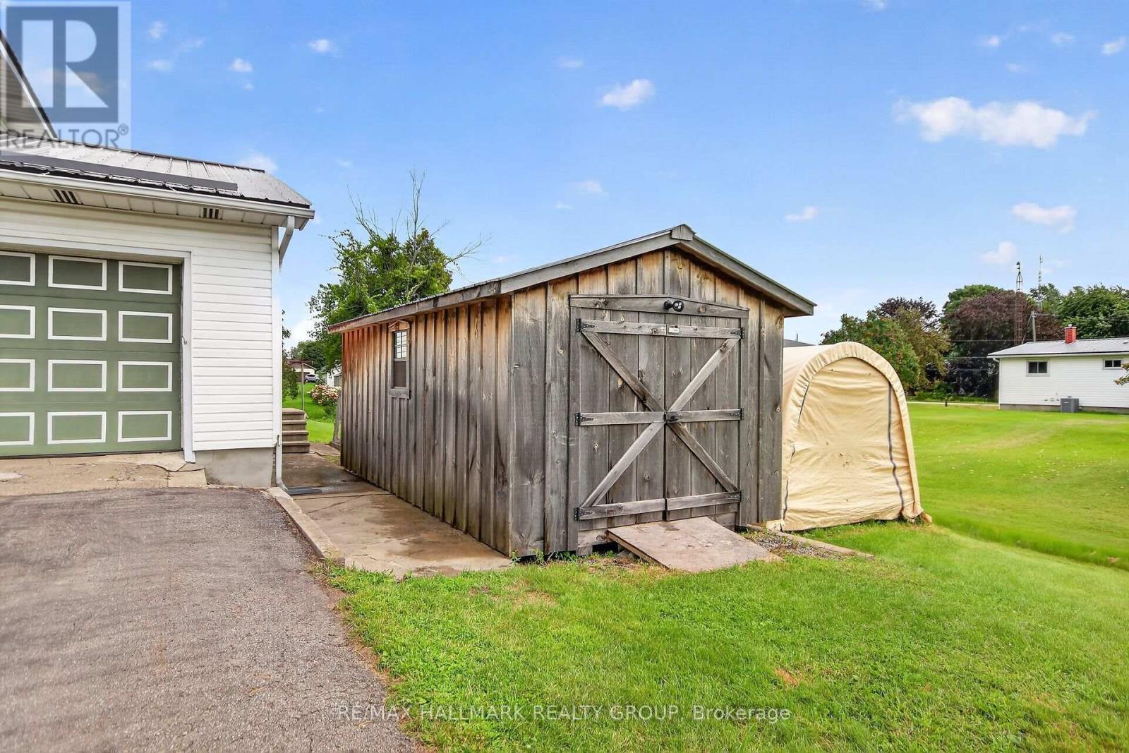 28 Second Street, Edwardsburgh/Cardinal, ON