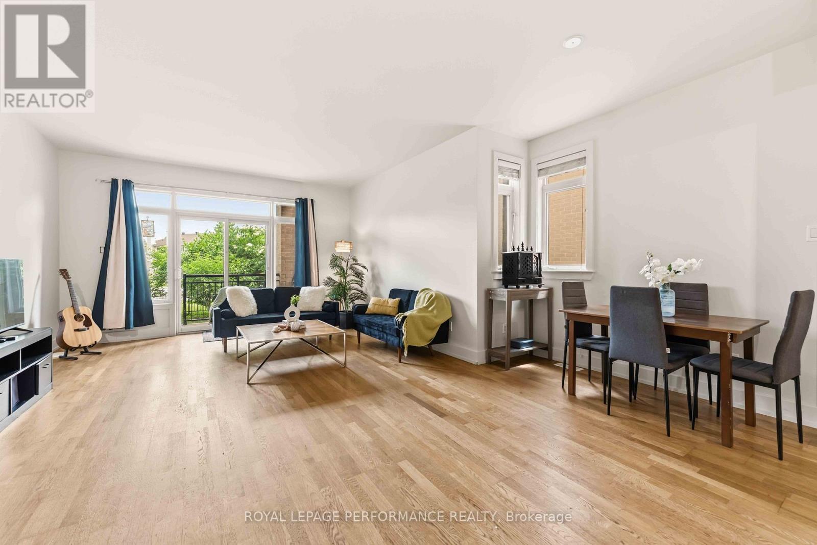 22 Bergeron Private, Ottawa, ON