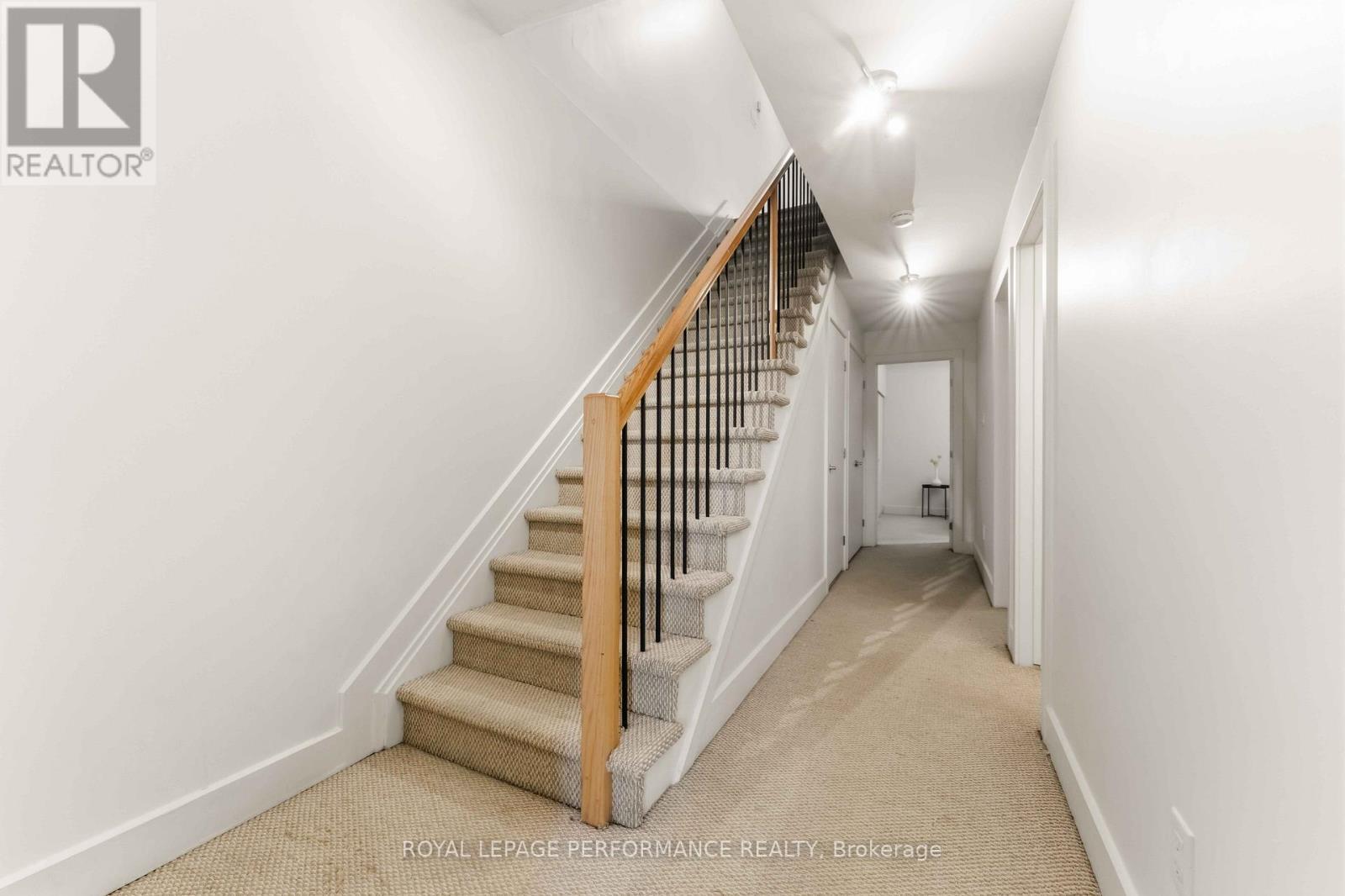 22 Bergeron Private, Ottawa, ON