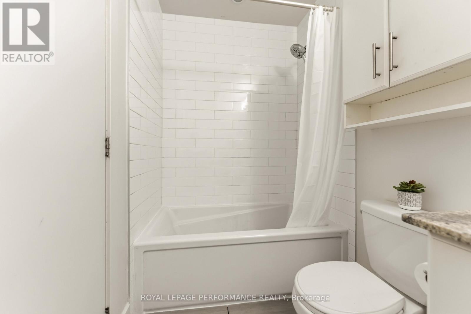 22 Bergeron Private, Ottawa, ON