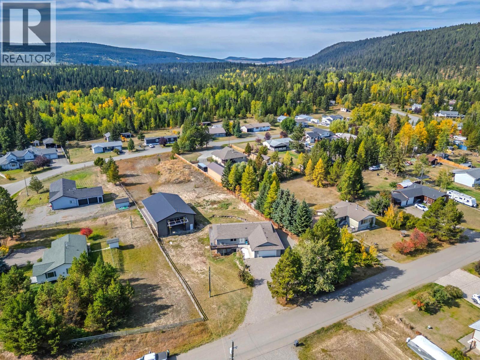 6500 Grey Crescent, 100 Mile House, BC