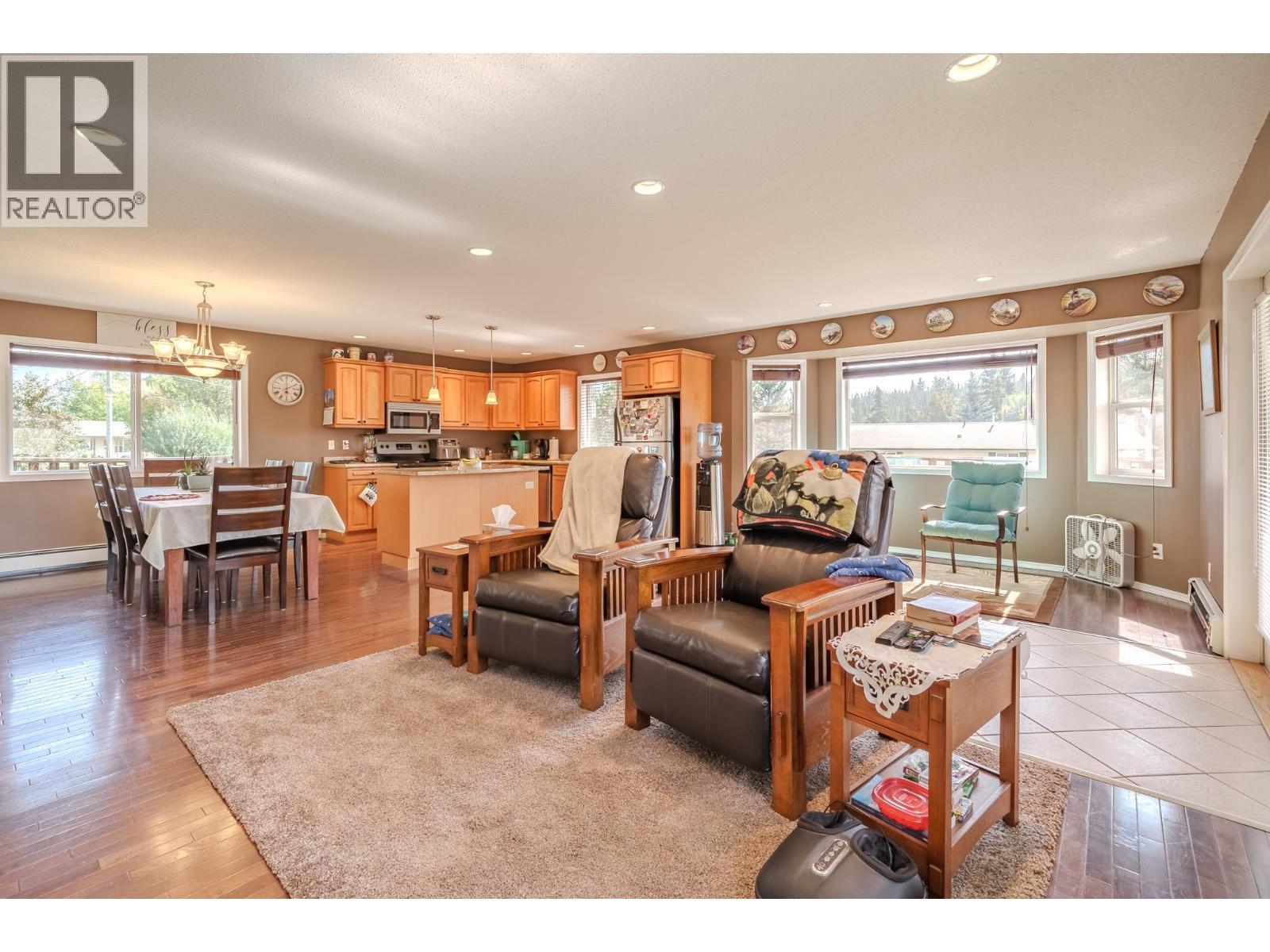 6500 Grey Crescent, 100 Mile House, BC