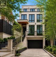 20B WOODLAWN AVENUE W Toronto, ON M4V 1G7