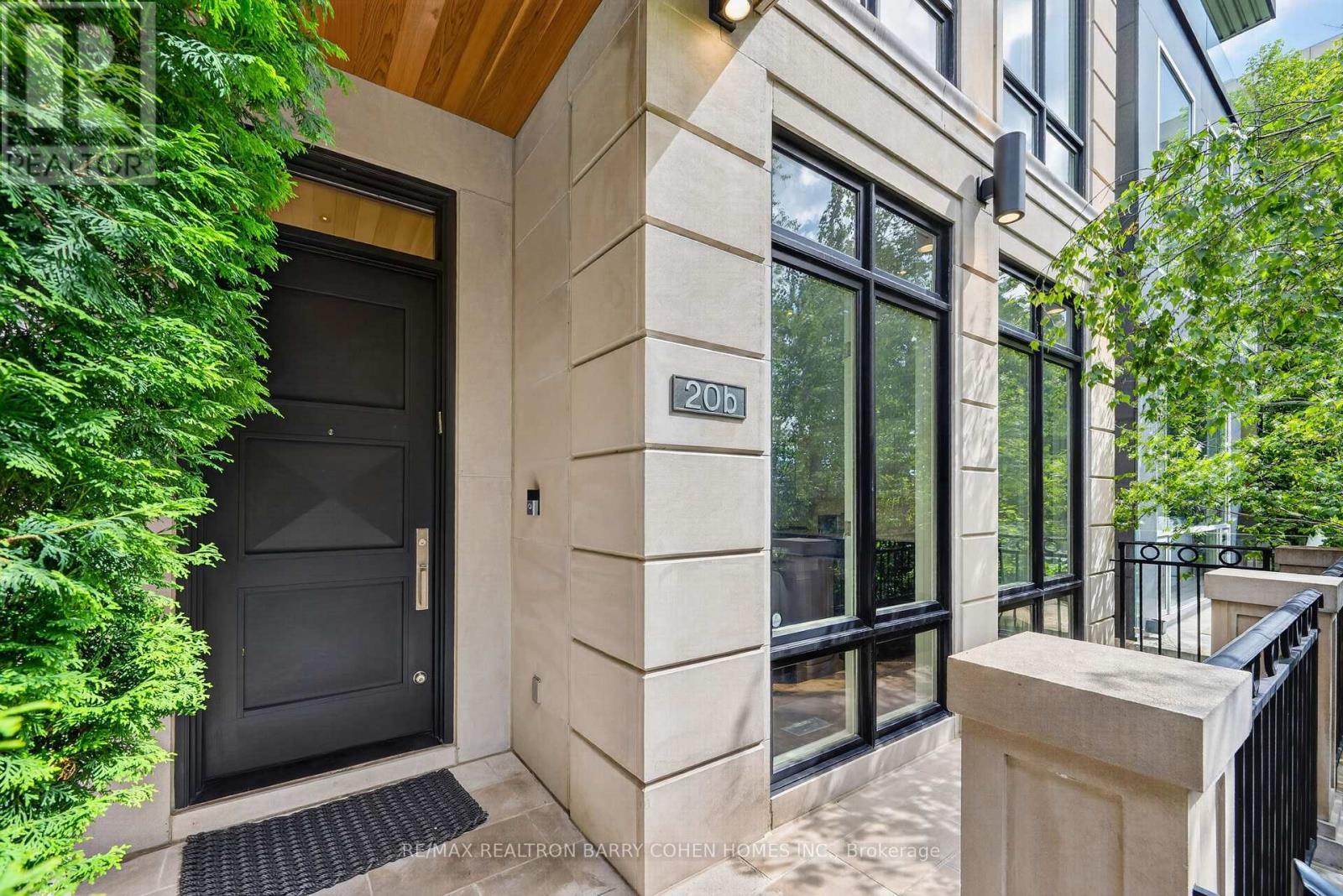 20B Woodlawn Avenue W, Toronto, ON
