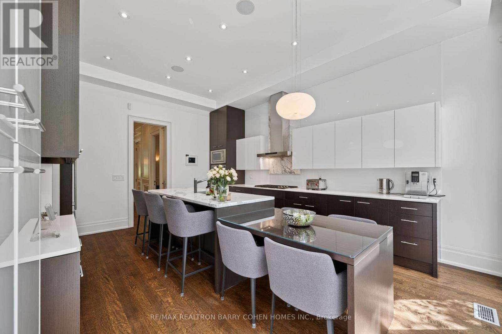 20B Woodlawn Avenue W, Toronto, ON