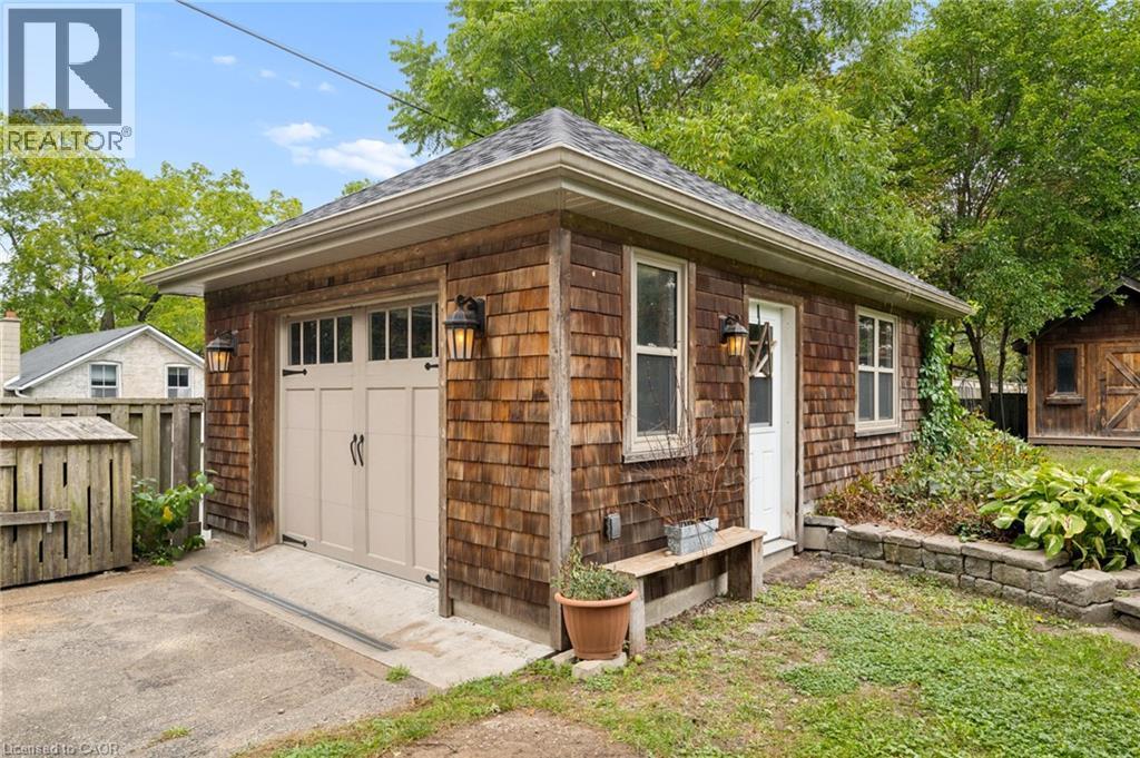 15 Panabaker Street, Cambridge, ON