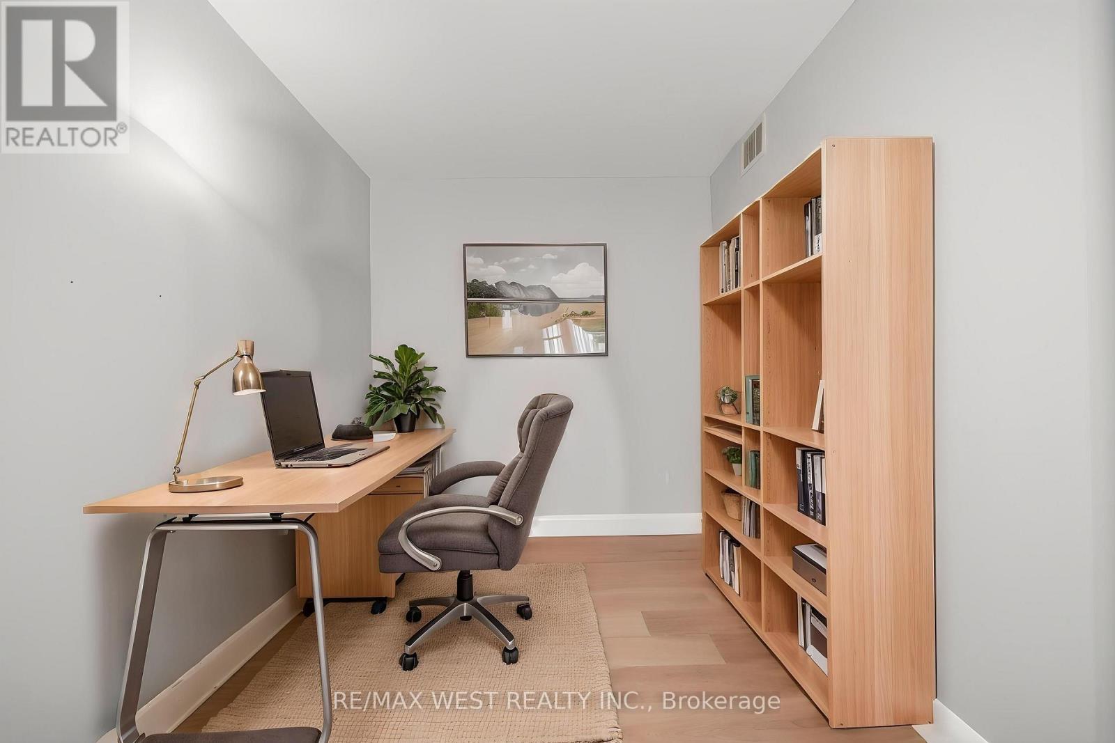 801 - 3650 Kingston Road, Toronto, ON