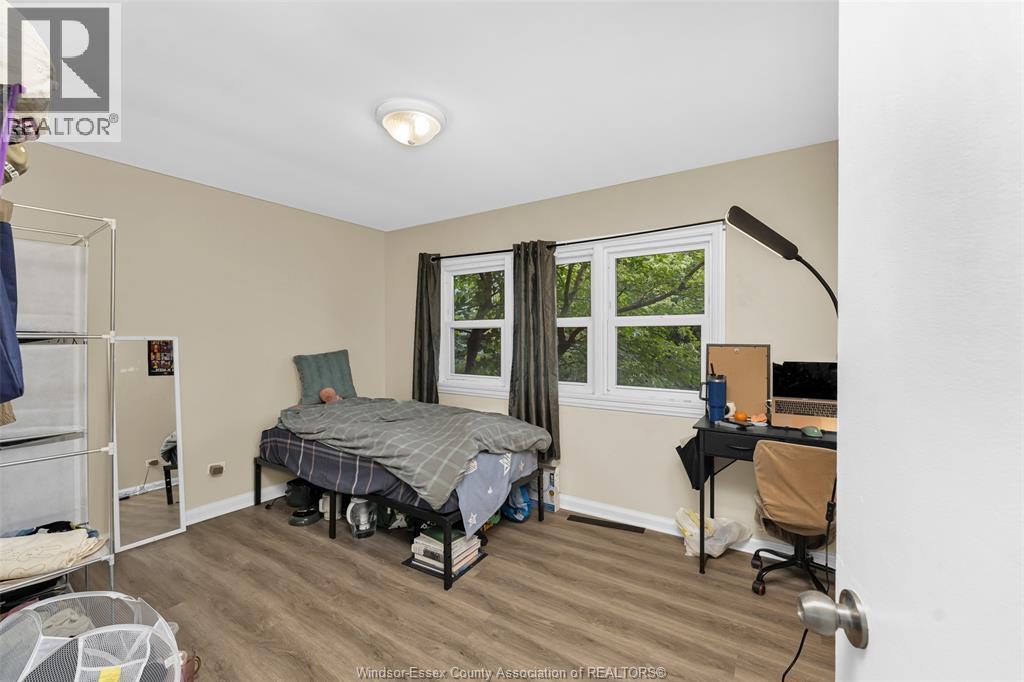 2244 Vercheres Avenue, Windsor, ON