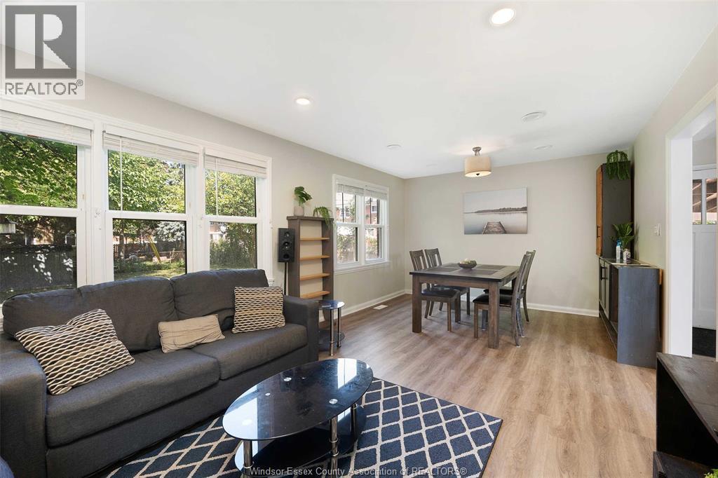 2244 Vercheres Avenue, Windsor, ON