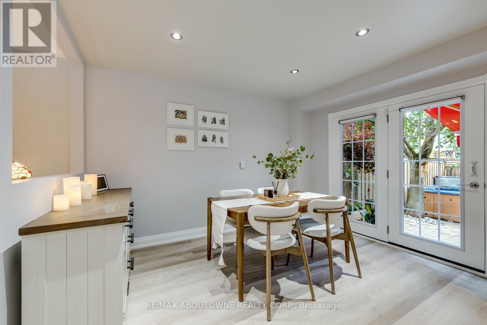 1198 Potters Wheel Crescent, Oakville, ON