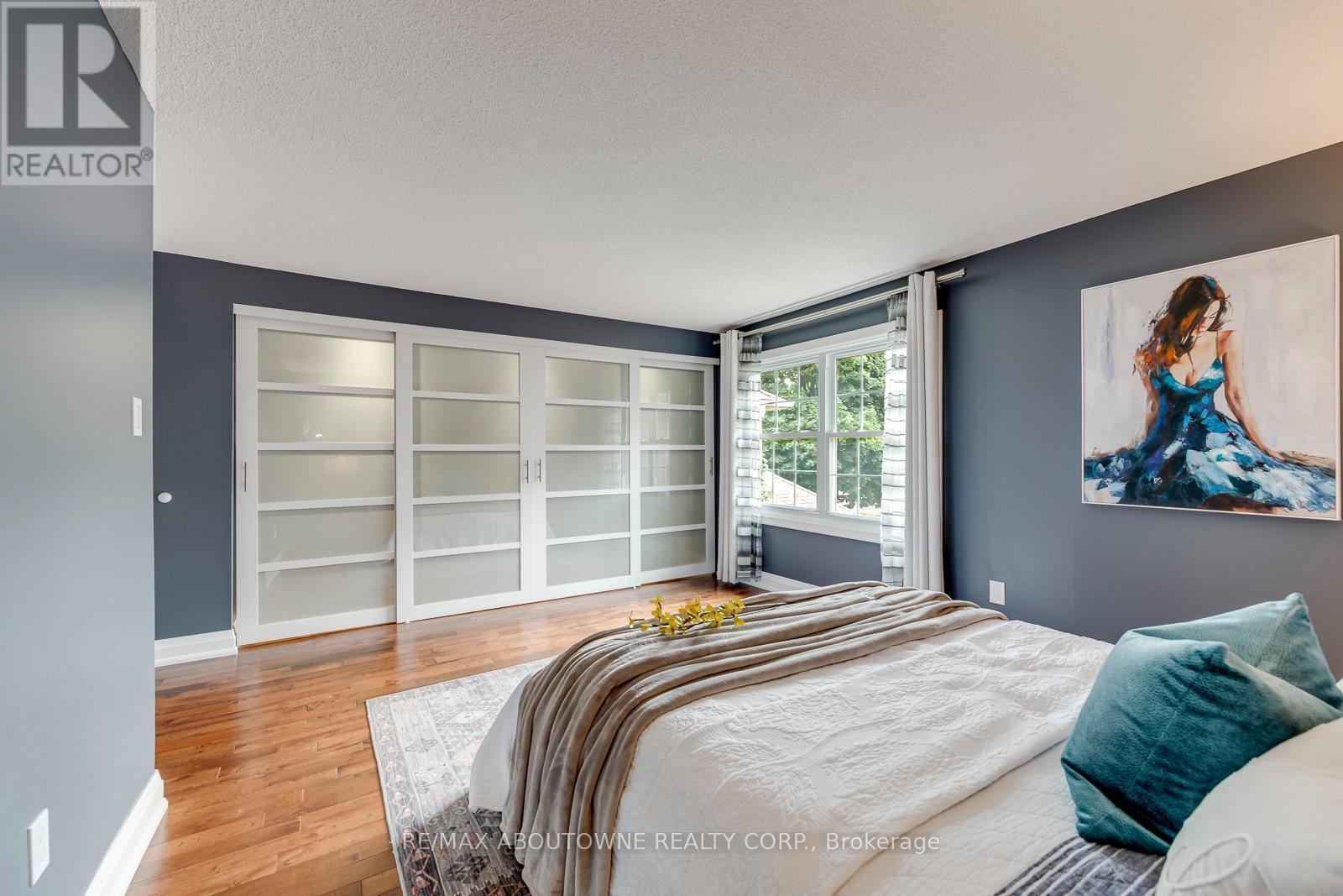 1198 Potters Wheel Crescent, Oakville, ON