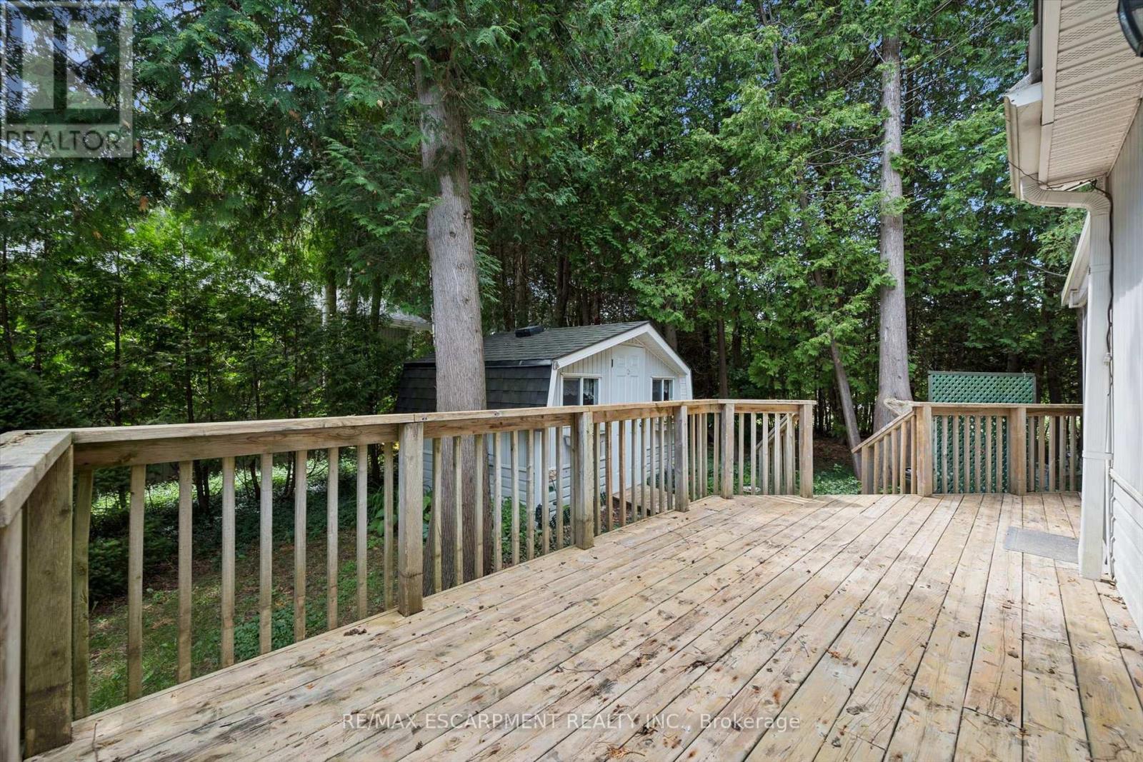 4 Spruce Avenue, Puslinch, ON