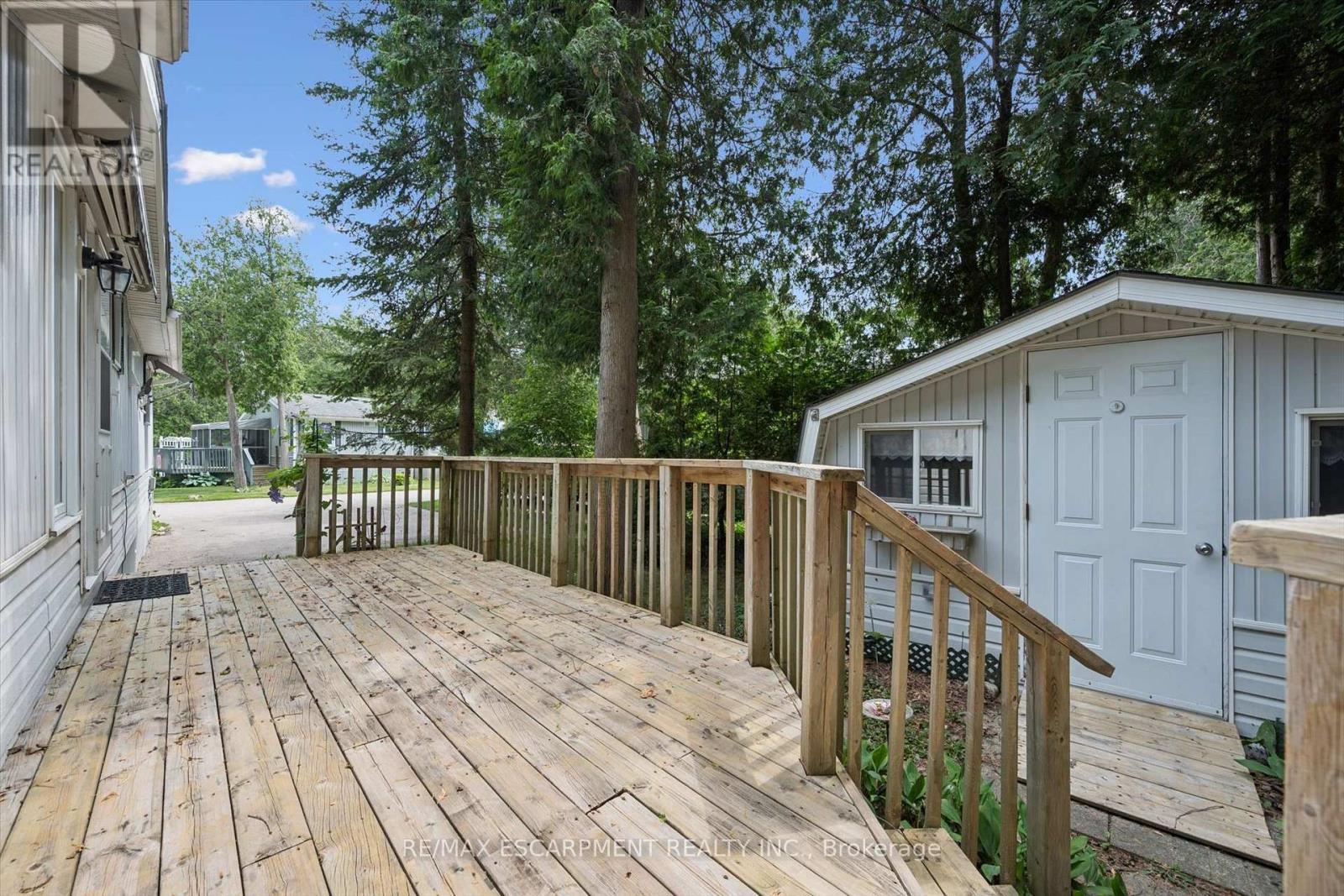 4 Spruce Avenue, Puslinch, ON