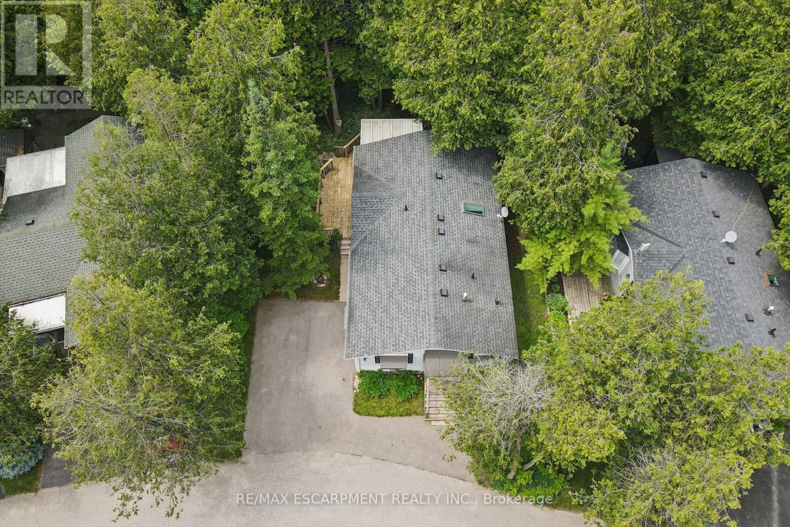 4 Spruce Avenue, Puslinch, ON