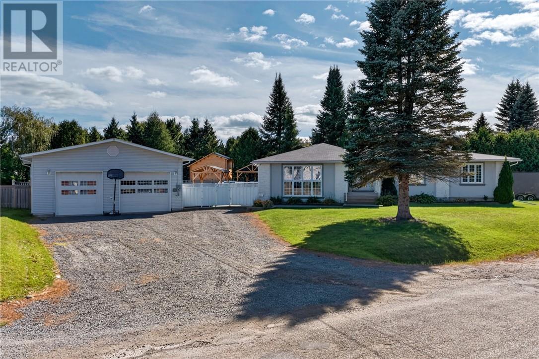 312 Omer Street, Chelmsford, ON