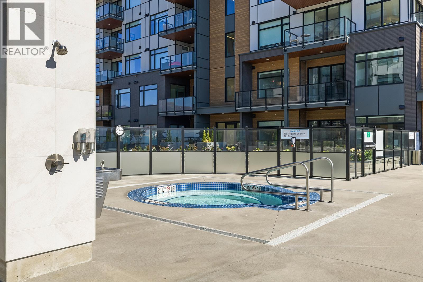 Outdoor Hot Tub - 2780 Olalla Road Unit# 107, West Kelowna, BC
