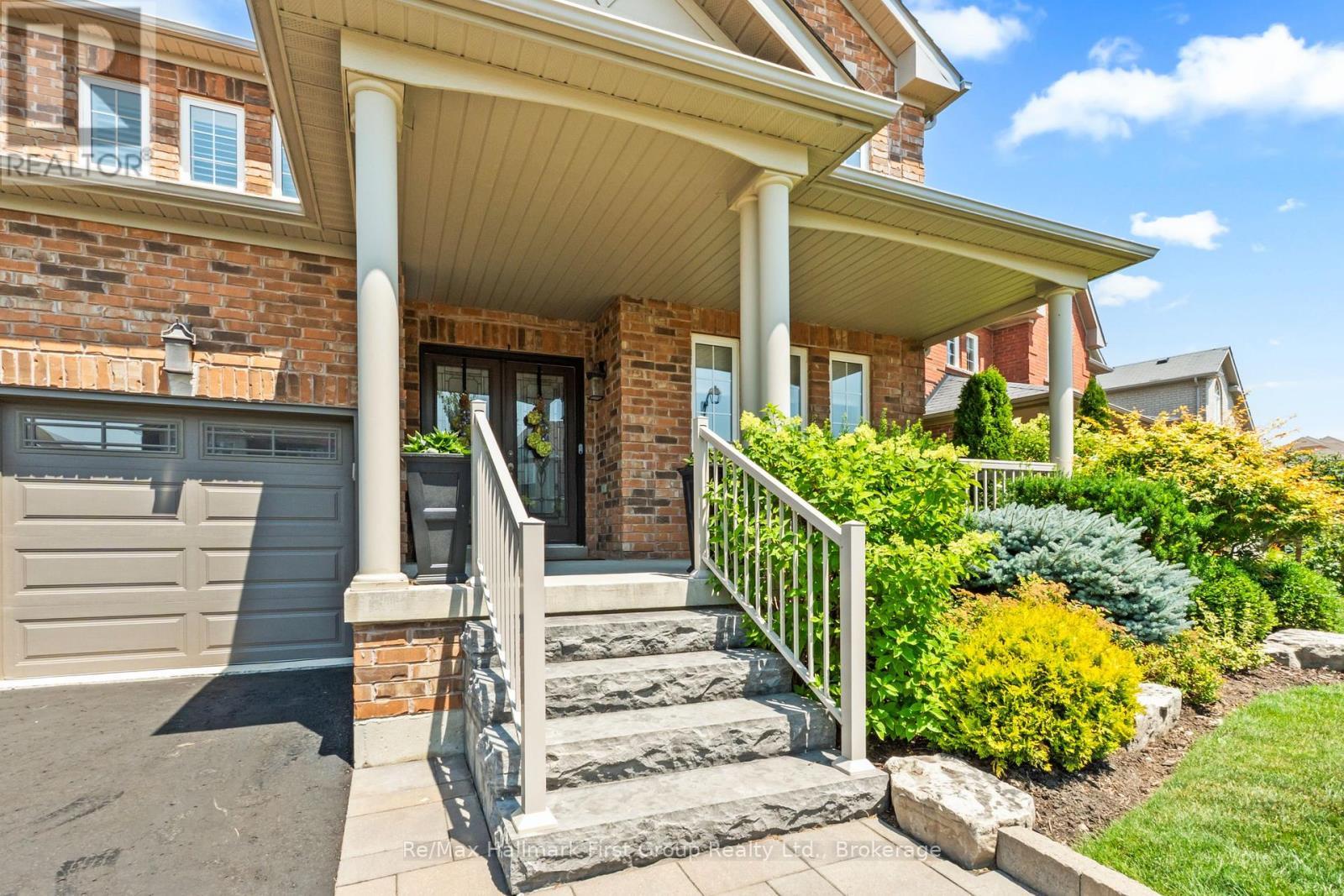 928 Black Cherry Drive, Oshawa (Taunton), ON