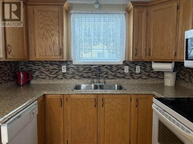 7 Ronald Lane, Stephenville, NL