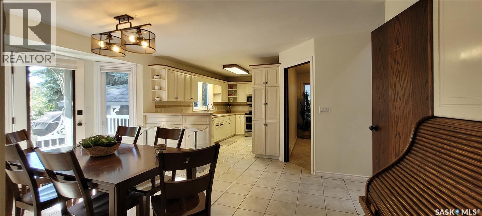 707 Emmeline Cove, Saskatoon, SK