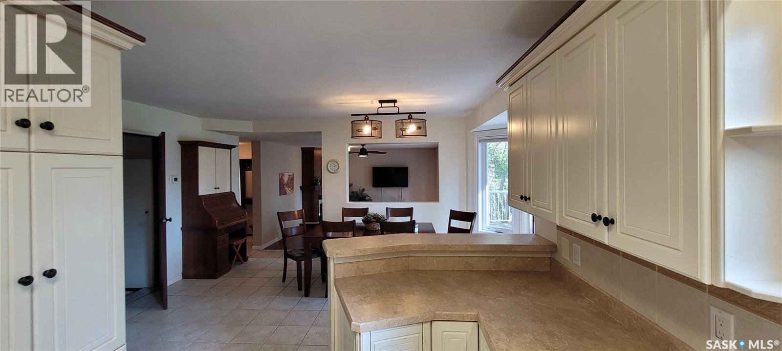 707 Emmeline Cove, Saskatoon, SK
