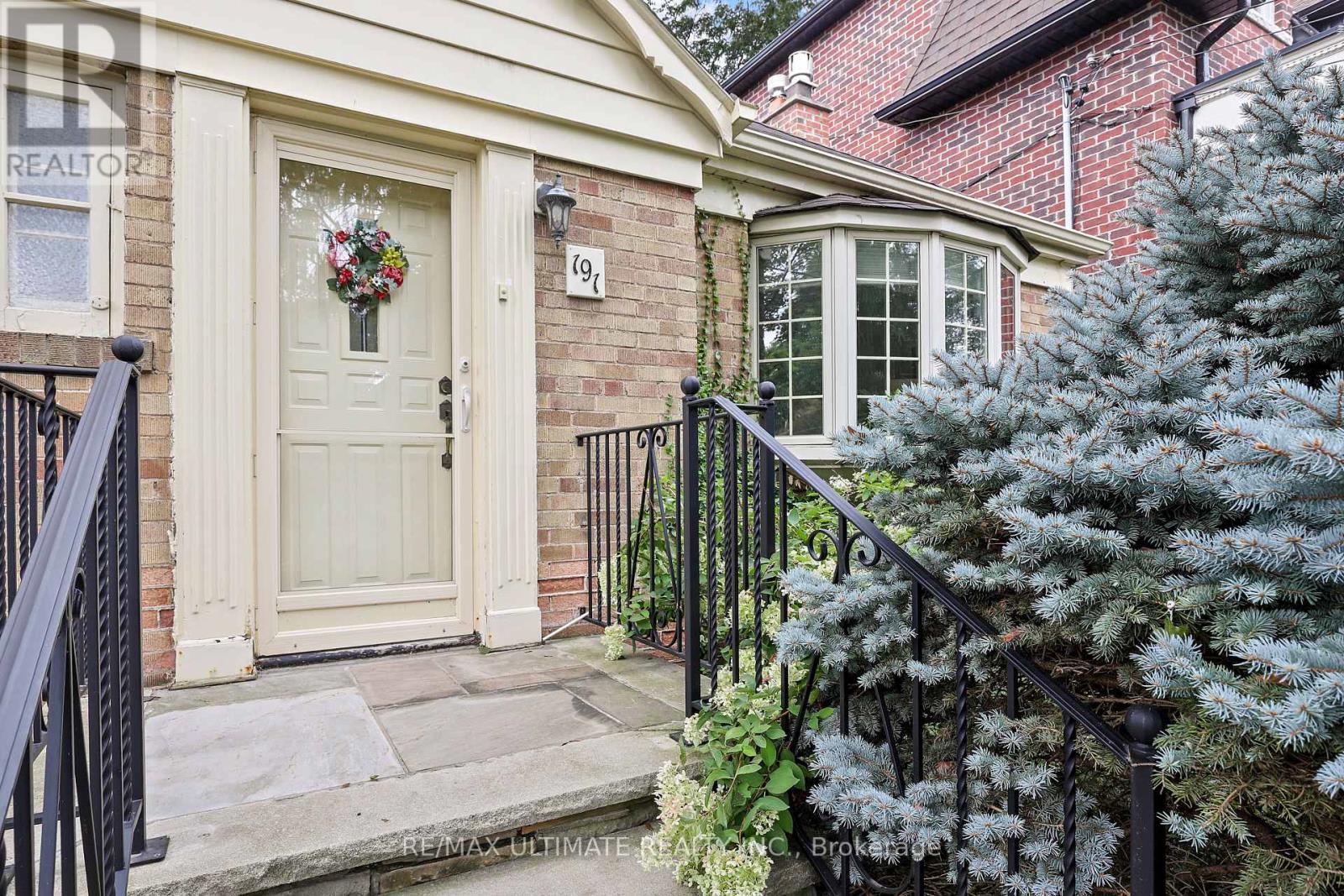 191 Glenvale Boulevard, Toronto, ON