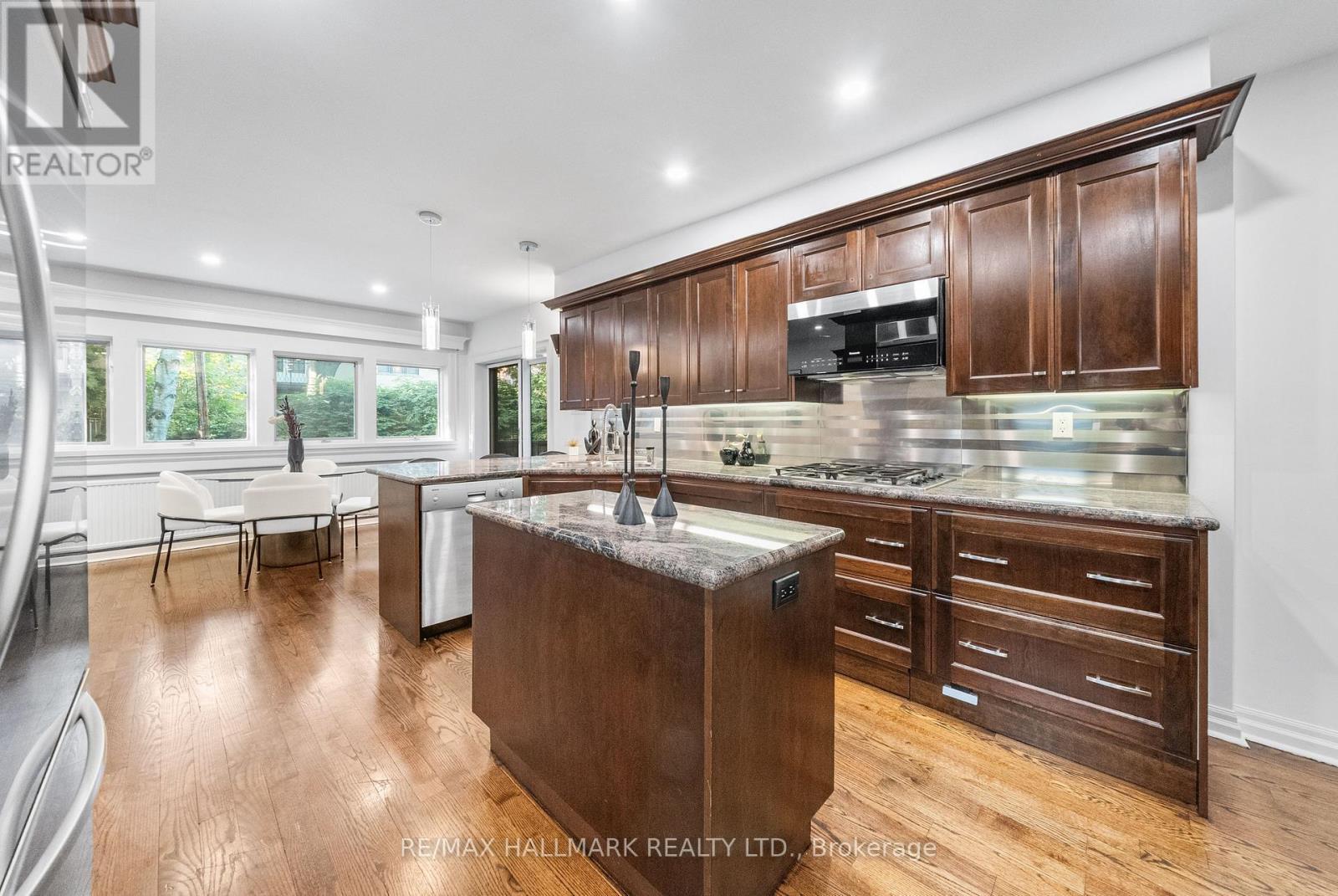 16 Elderwood Drive, Toronto, ON