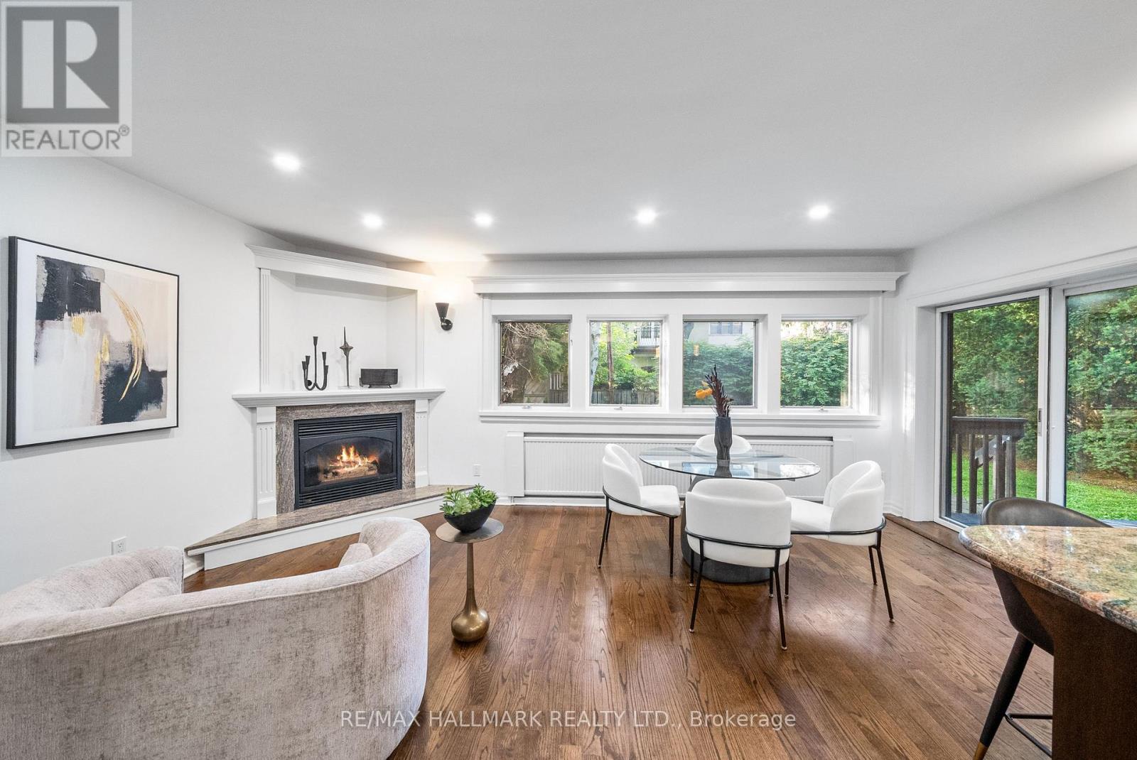 16 Elderwood Drive, Toronto, ON