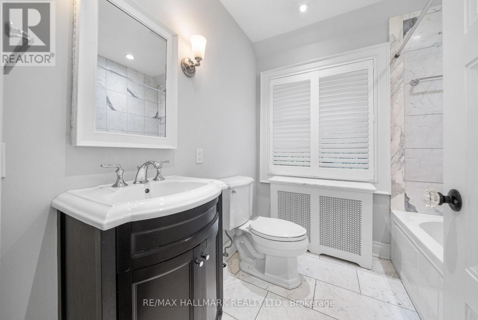 16 Elderwood Drive, Toronto, ON
