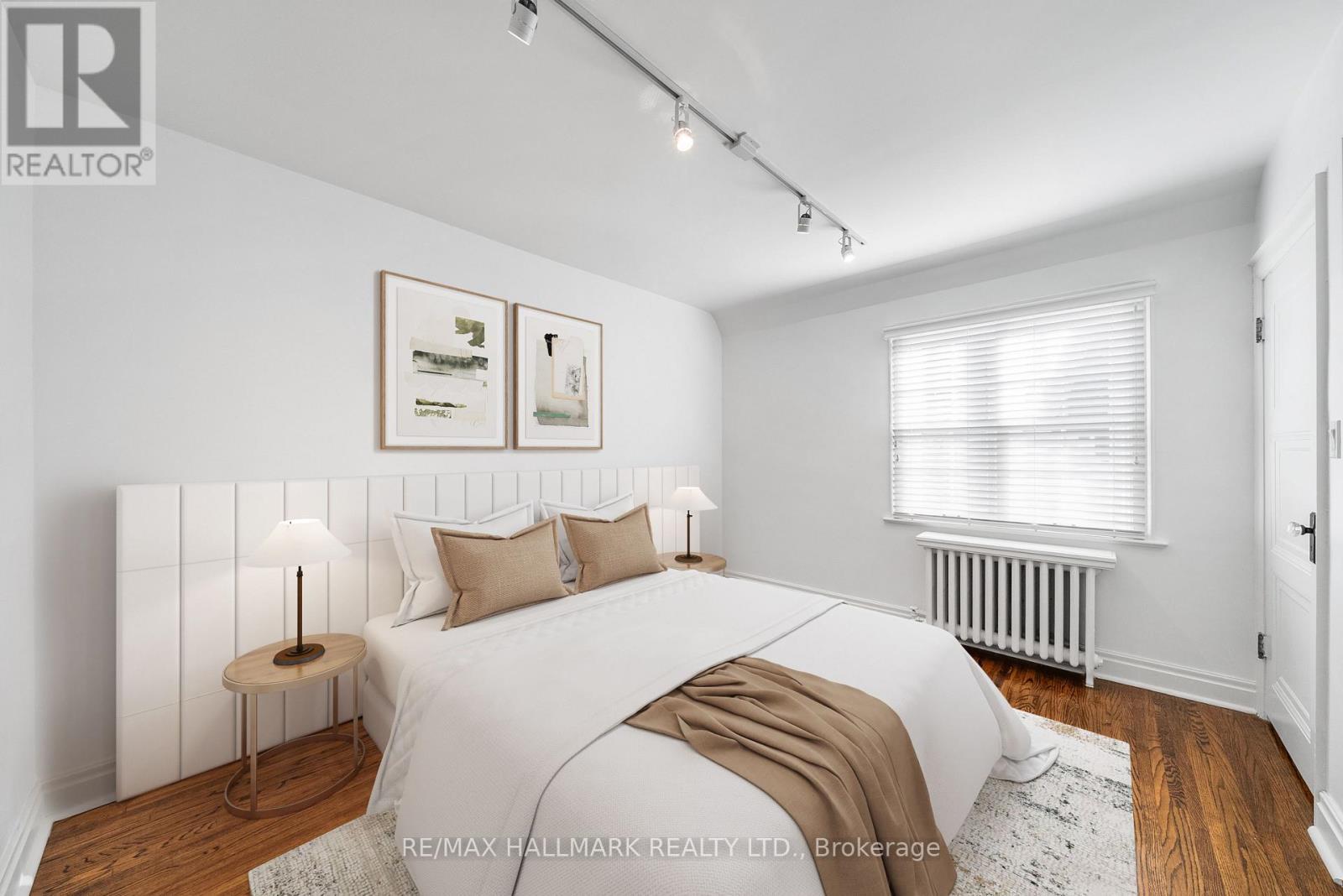 16 Elderwood Drive, Toronto, ON