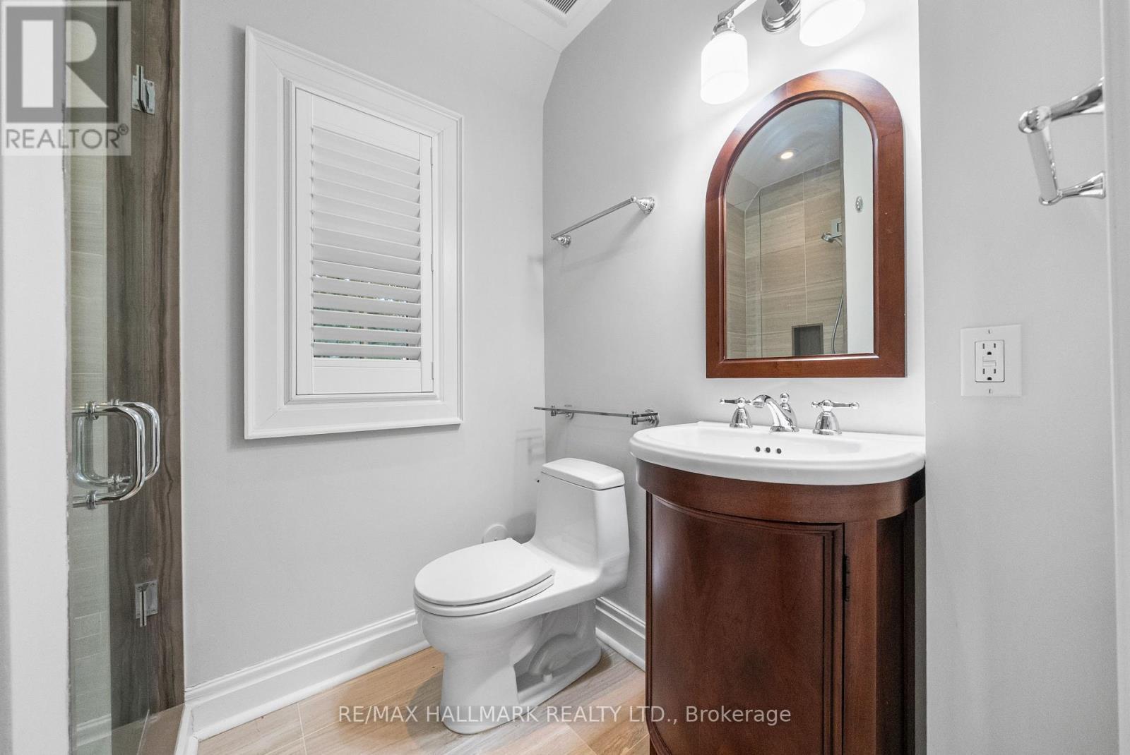16 Elderwood Drive, Toronto, ON
