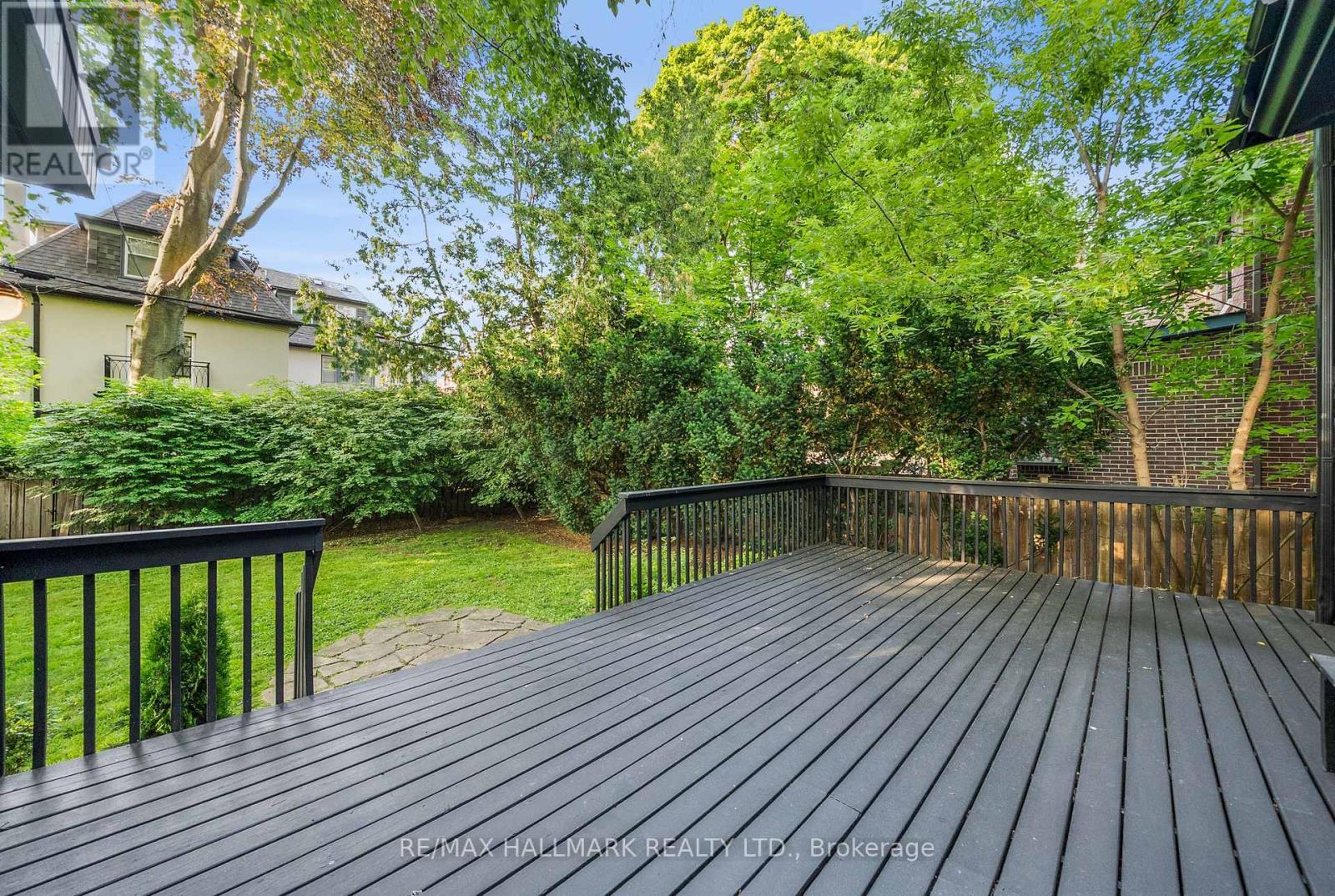 16 Elderwood Drive, Toronto, ON
