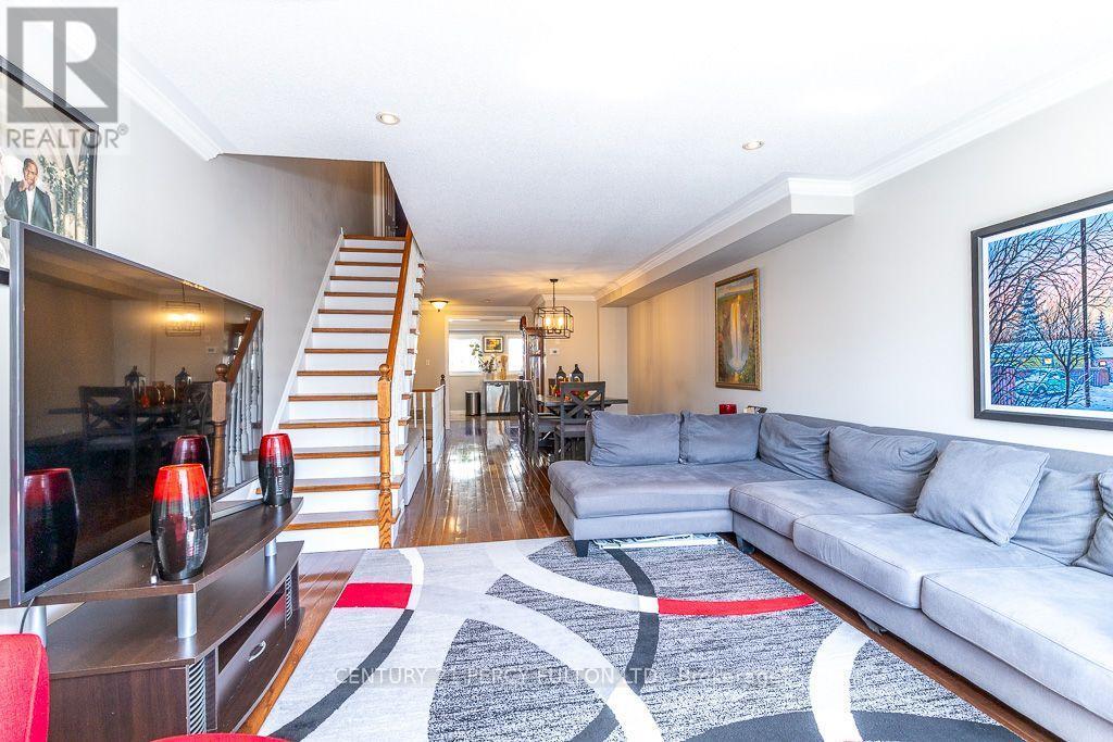 28 Rumi Crescent, Toronto, ON