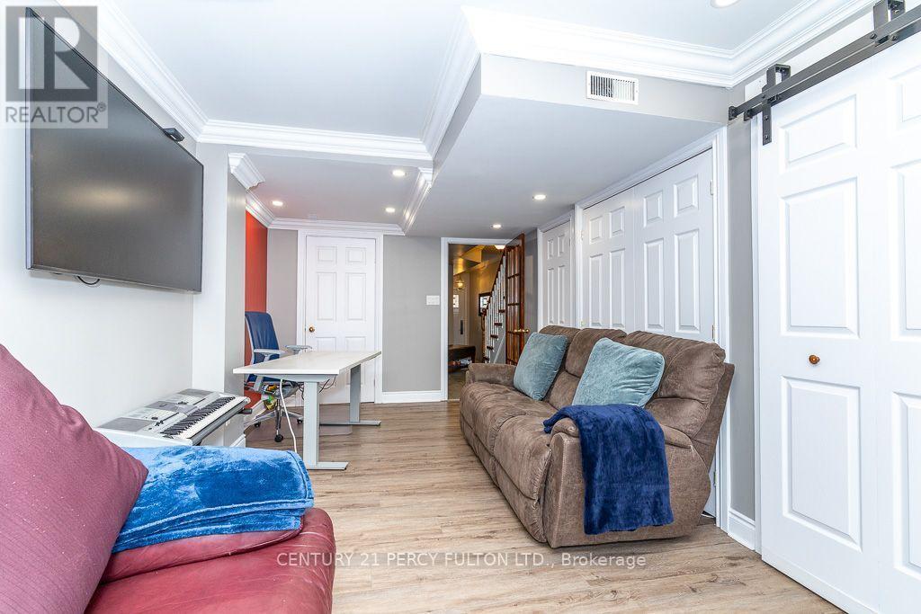 28 Rumi Crescent, Toronto, ON