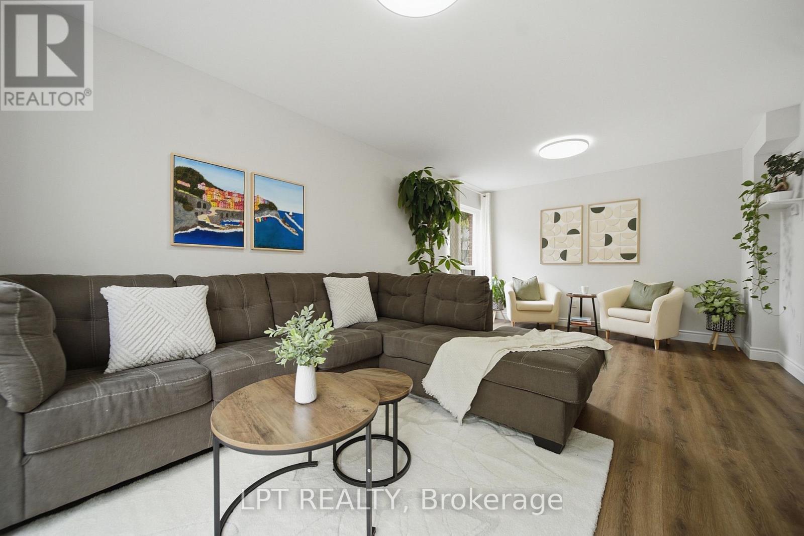 110 - 155 Glovers Road, Oshawa, ON