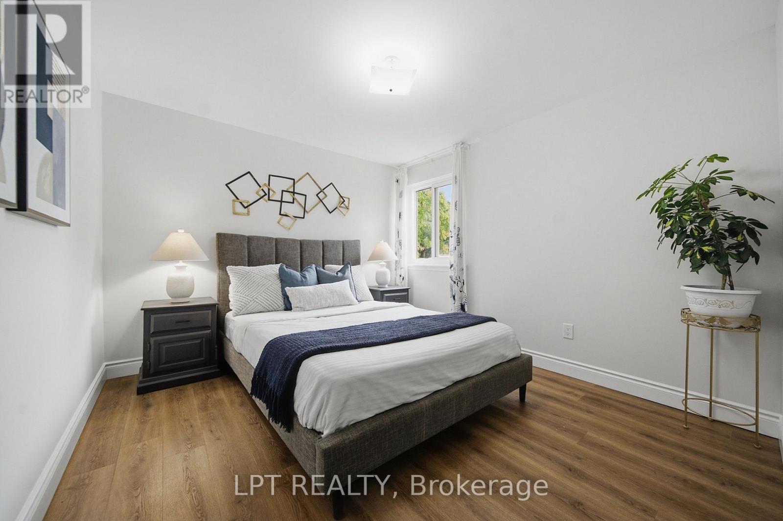 110 - 155 Glovers Road, Oshawa, ON