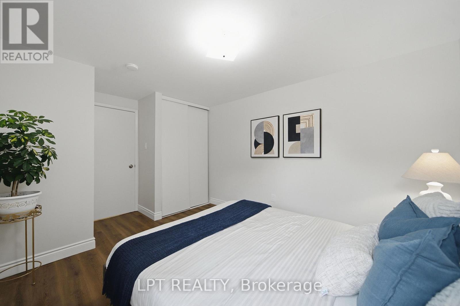 110 - 155 Glovers Road, Oshawa, ON