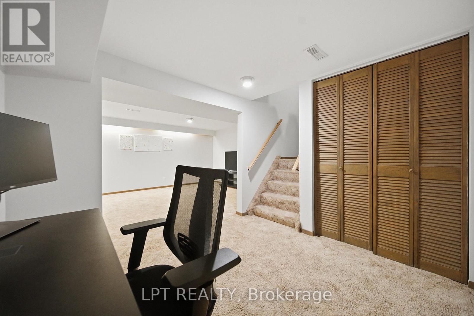 110 - 155 Glovers Road, Oshawa, ON