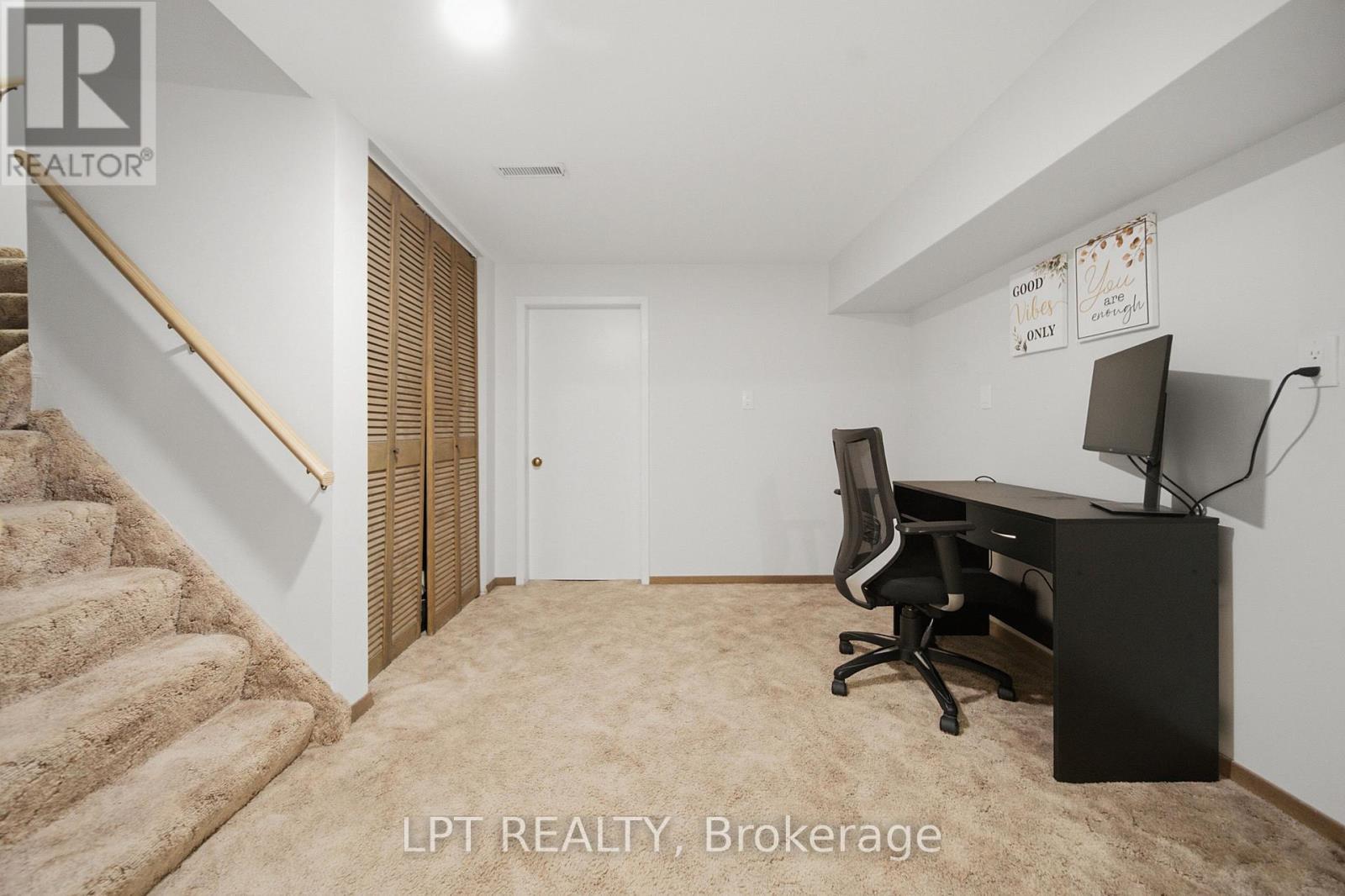 110 - 155 Glovers Road, Oshawa, ON