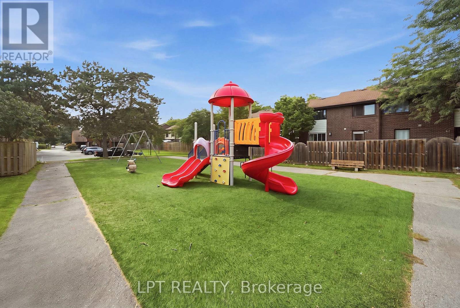 110 - 155 Glovers Road, Oshawa, ON
