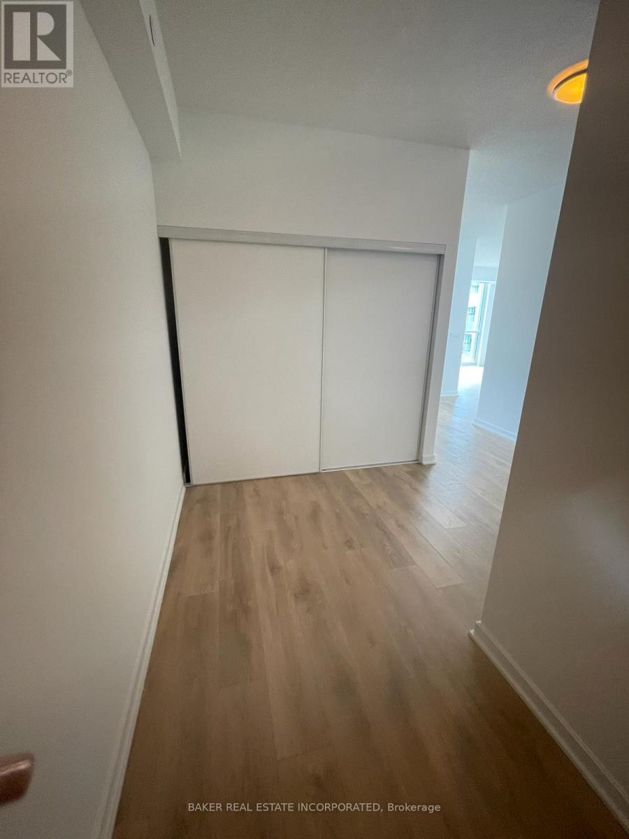 415 - 38 Forest Manor Road, Toronto, ON