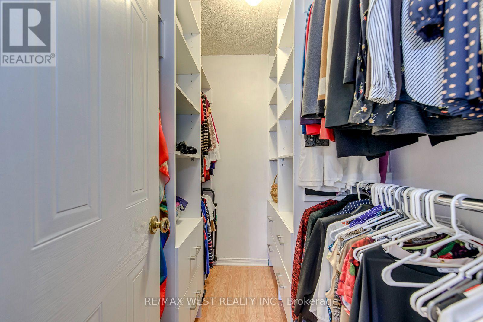 413 Camden Circle, Mississauga, ON
