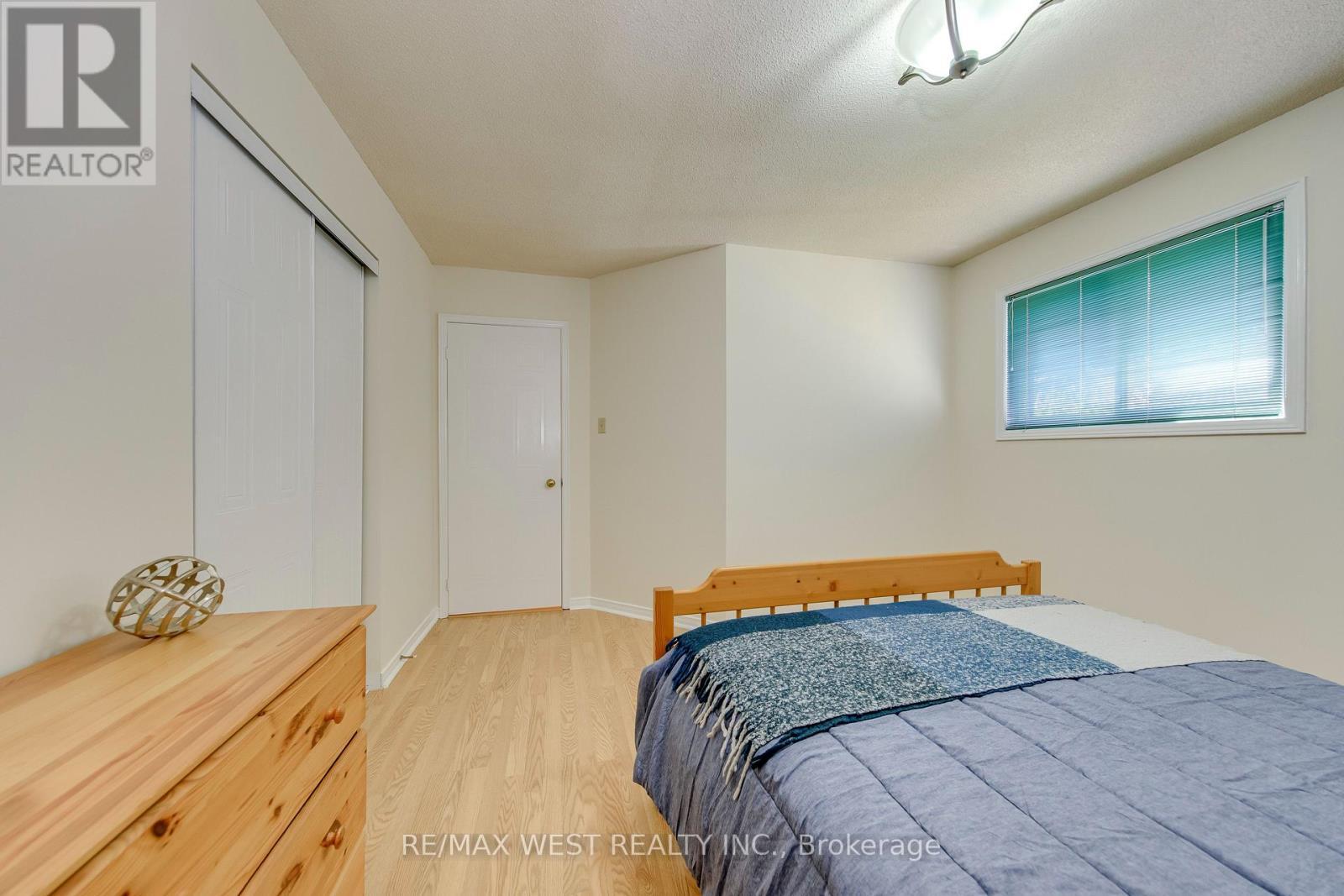 413 Camden Circle, Mississauga, ON